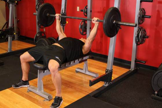 Gerakan Bench Press Barbell