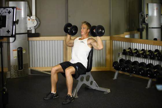 Gerakan Dumbbell Shoulder Press